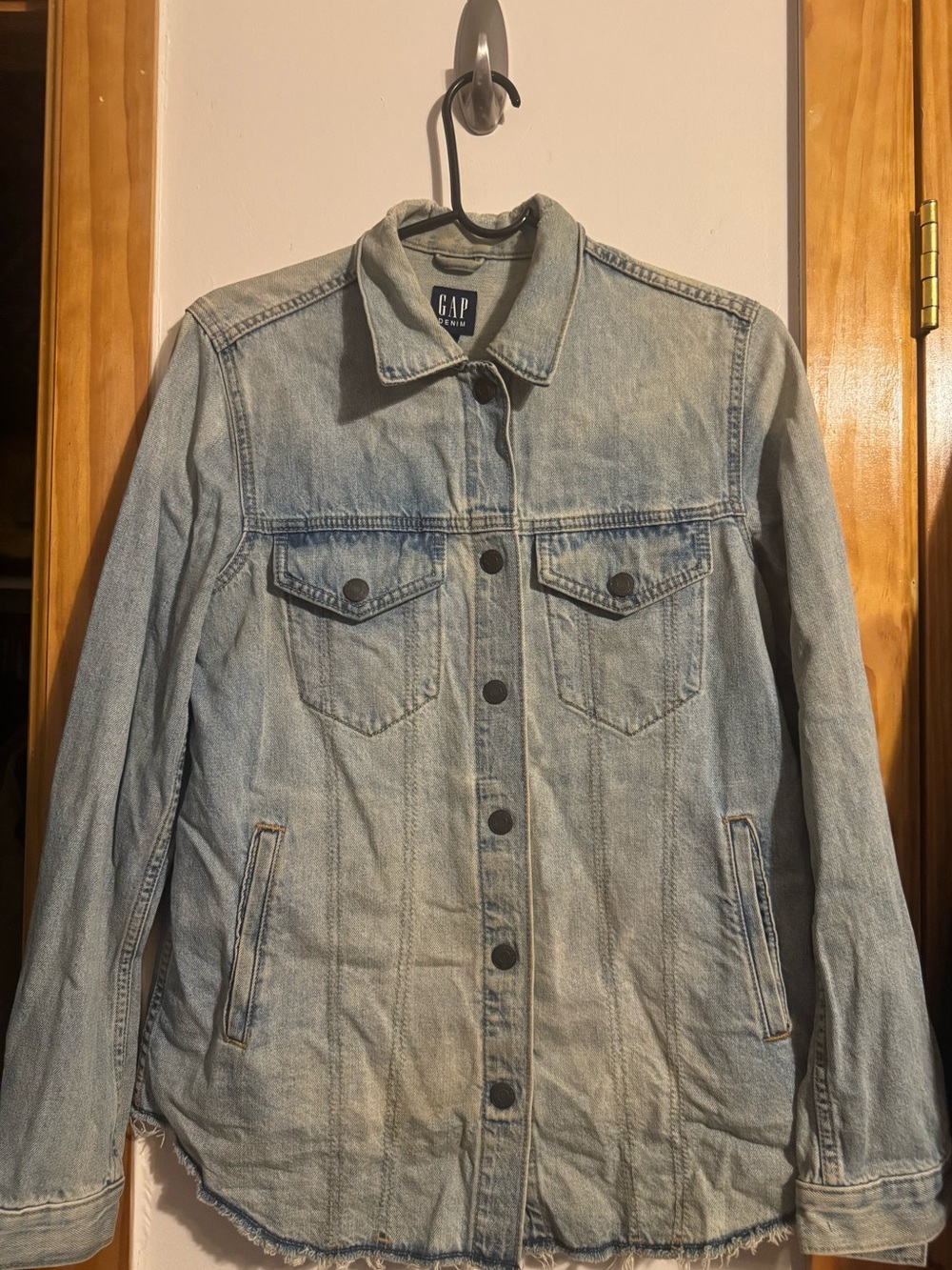 GAP Light Wash Denim Jacket in Light Blue